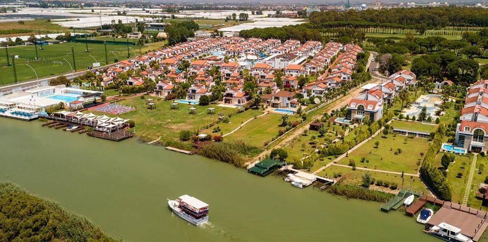 Fun&Sun River Villas With Amazing Landscape 5+1 Belek Dış mekan fotoğraf