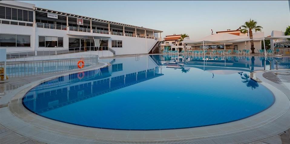 Fun&Sun River Villas With Amazing Landscape 5+1 Belek Dış mekan fotoğraf